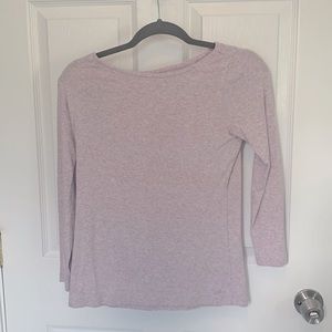 Pretty lilac Vineyard Vines shirt. Size small